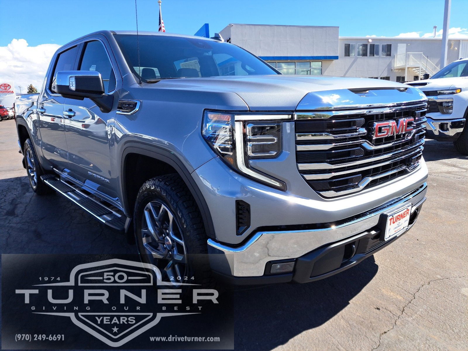 New 2026 GMC Sierra 1500 SLT w/ SLT Premium Package