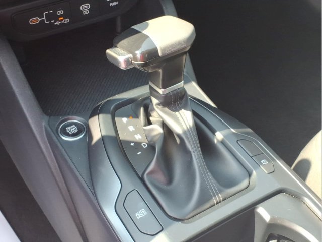 Used 2025 Kia K4 FWD image 11