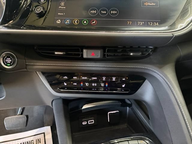 Used 2021 Buick Envision Essence w/ Technology Package I FWD image 29