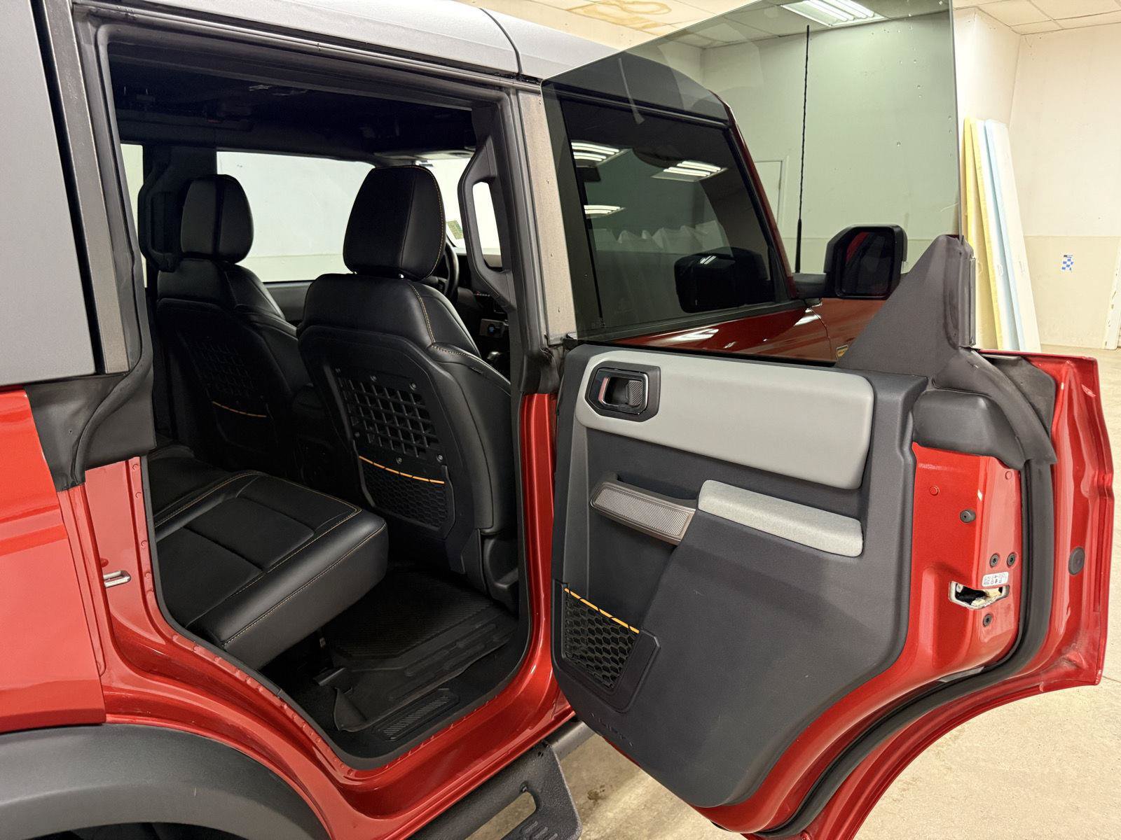 Used 2023 Ford Bronco Badlands AWD/4WD image 29
