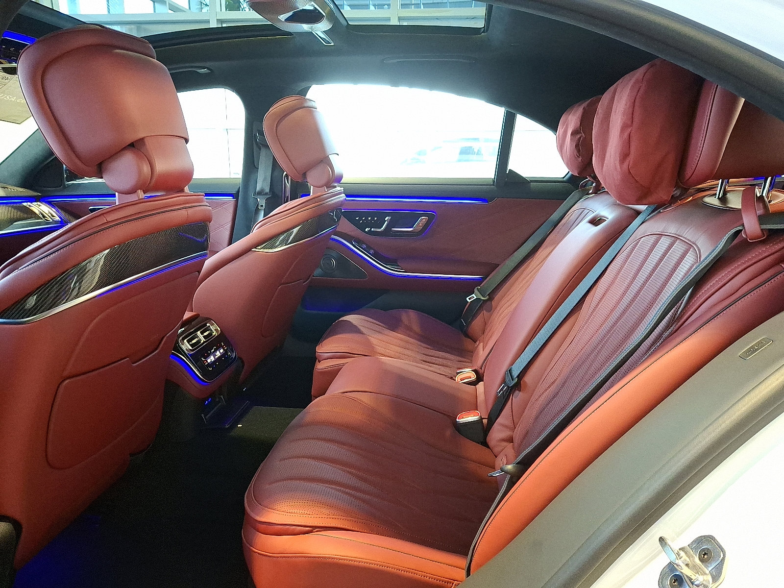 New 2026 Mercedes-Benz S 63 AMG S image 7