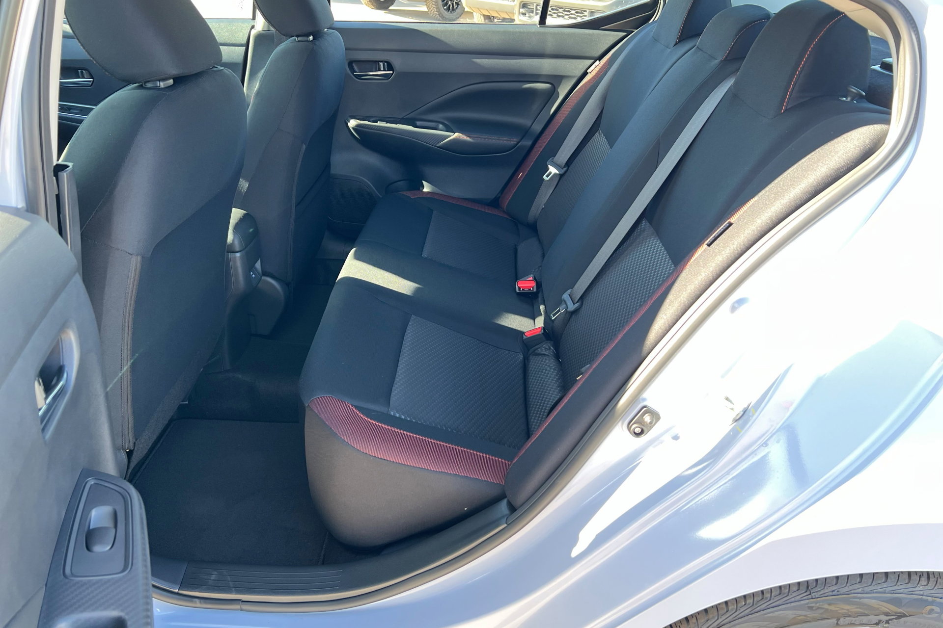 New 2025 Nissan Versa SR w/ Trunk Package image 21