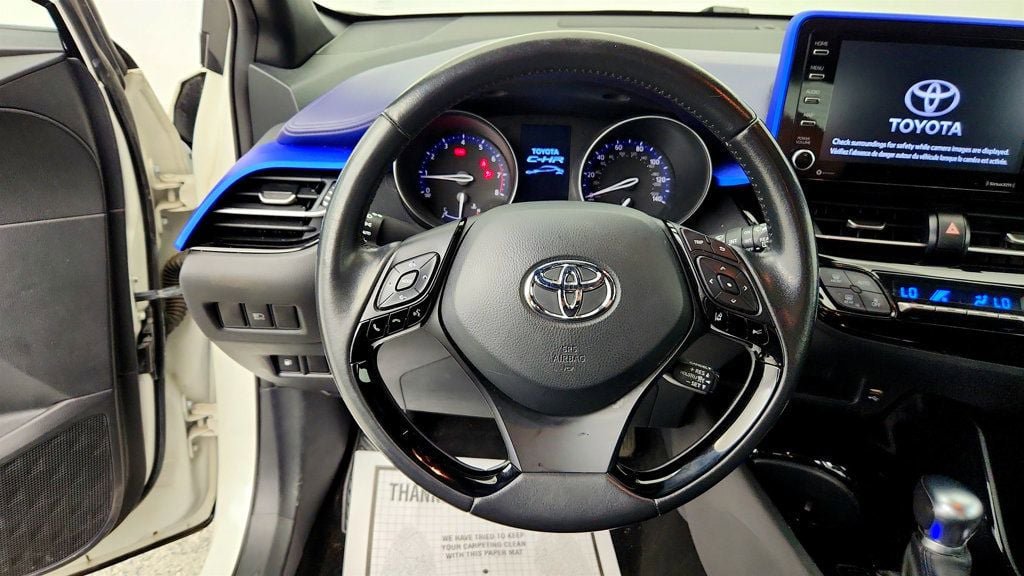 Used 2021 Toyota C-HR XLE FWD image 23
