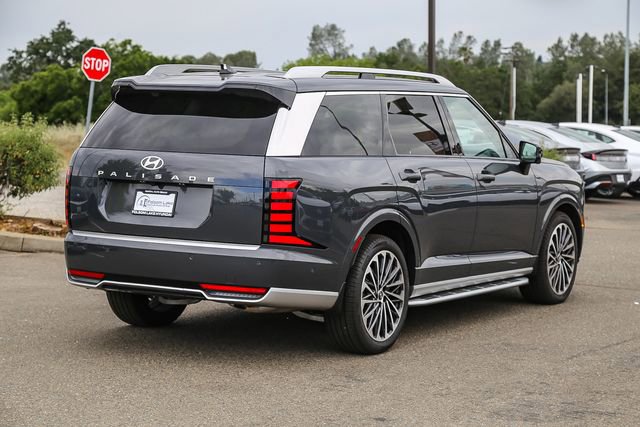 Used 2026 Hyundai Palisade Calligraphy FWD image 5