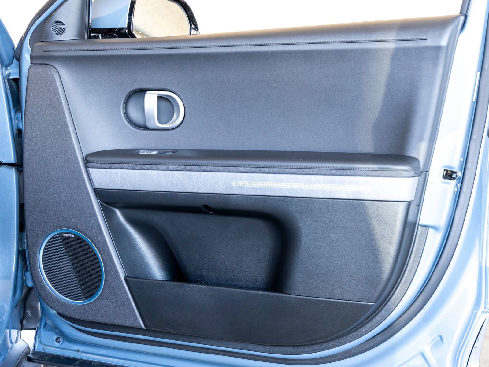 Used 2023 Hyundai Ioniq 5 Limited AWD/4WD image 25