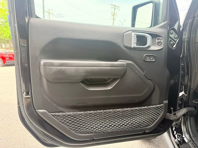 Used 2023 Jeep Wrangler Unlimited Rubicon 4xe w/ Safety Group AWD/4WD image 40