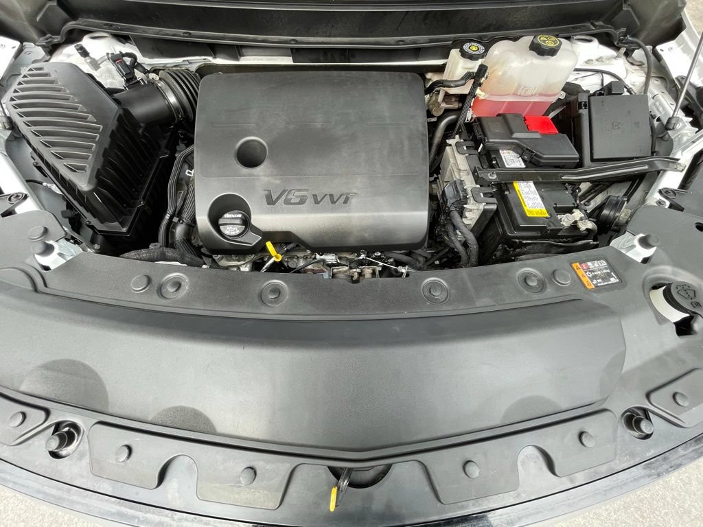Used 2024 Buick Enclave Premium AWD/4WD image 33