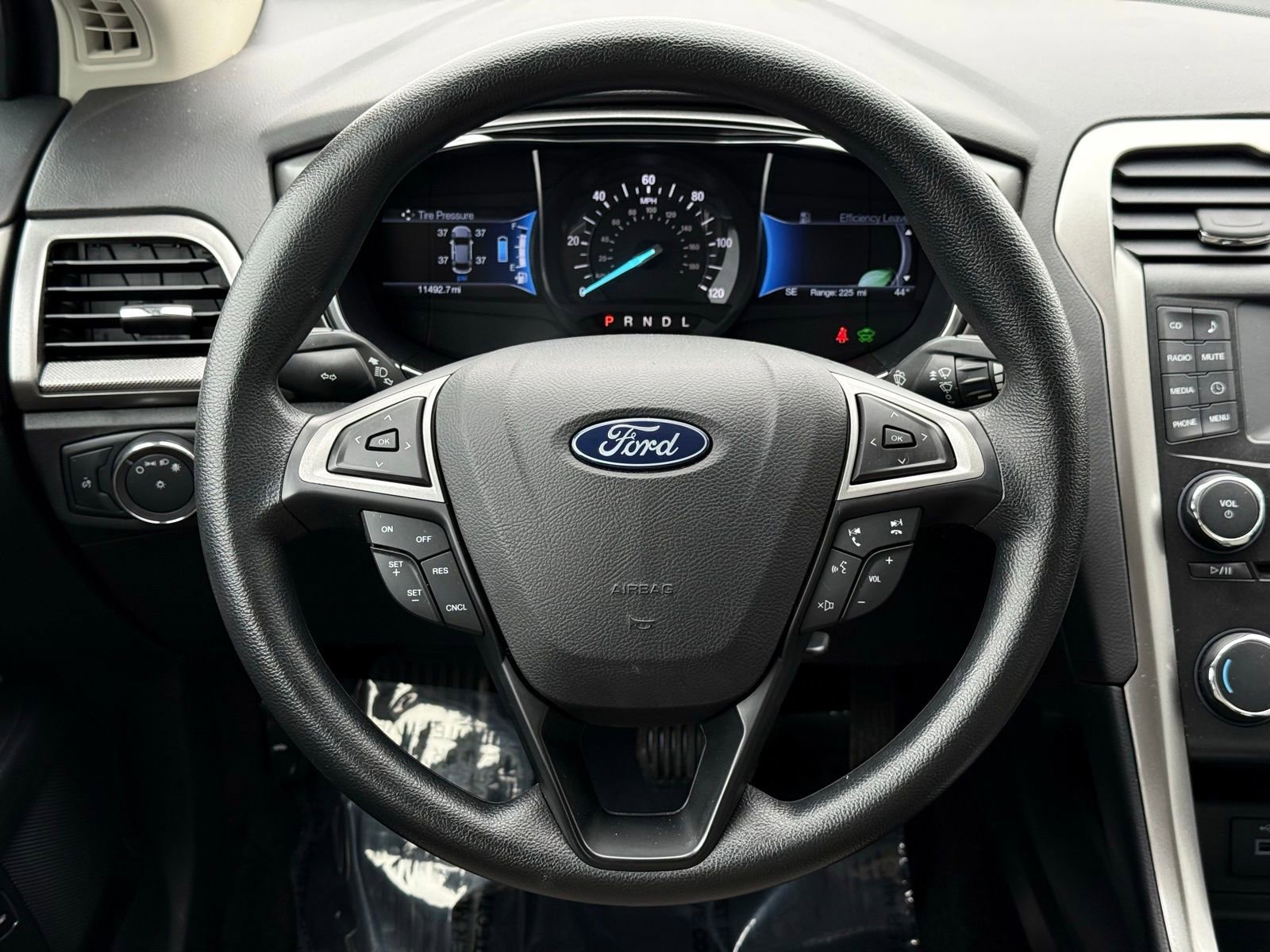 Used 2018 Ford Fusion S FWD image 36