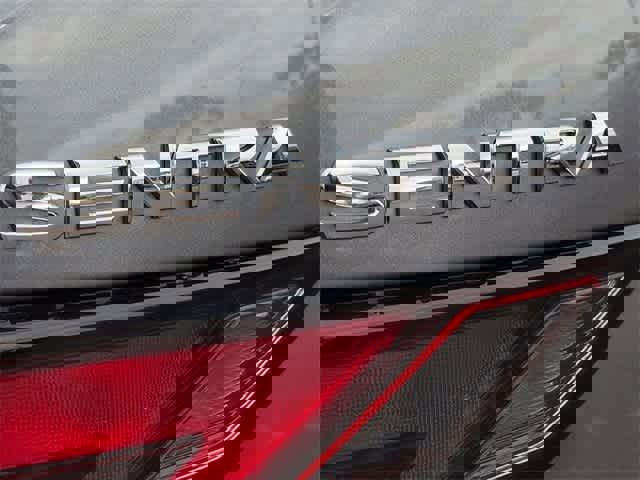 Used 2024 Nissan Sentra SV image 13