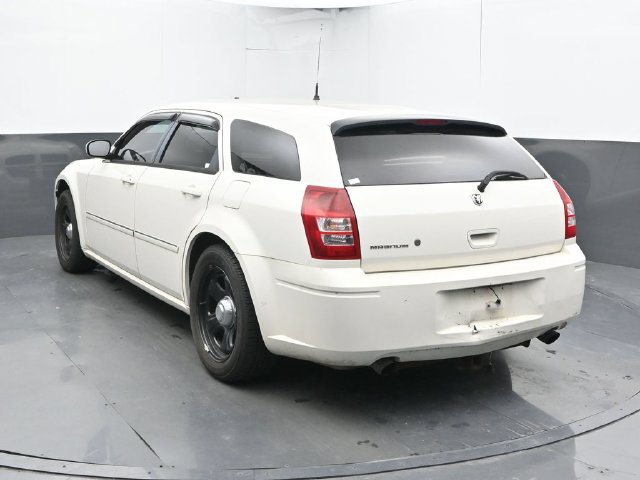 Used 2007 Dodge Magnum RWD image 9