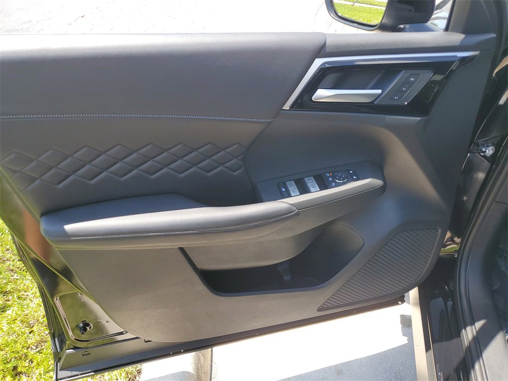 New 2025 Mitsubishi Outlander SEL Black Edition image 19