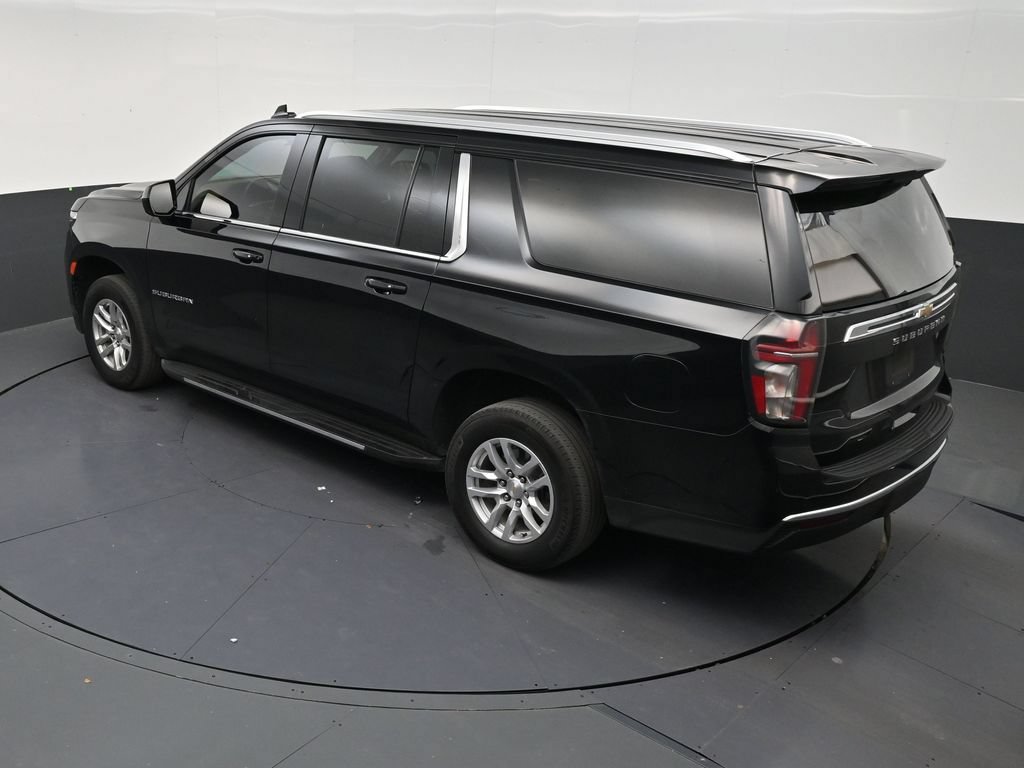Used 2024 Chevrolet Suburban LS RWD image 13