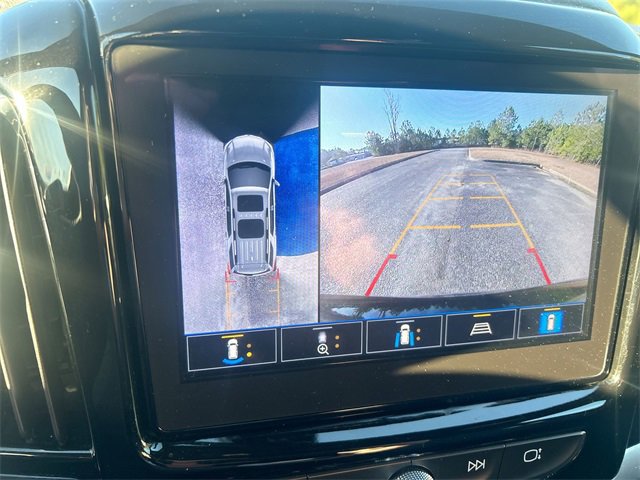 Used 2023 Chevrolet Traverse Premier image 21