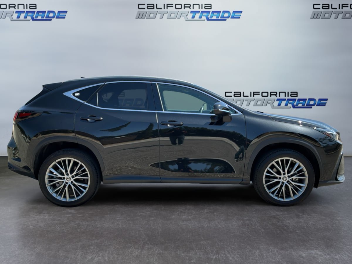 Used 2023 Lexus NX 350h AWD w/ Accessory Package (P3) image 4