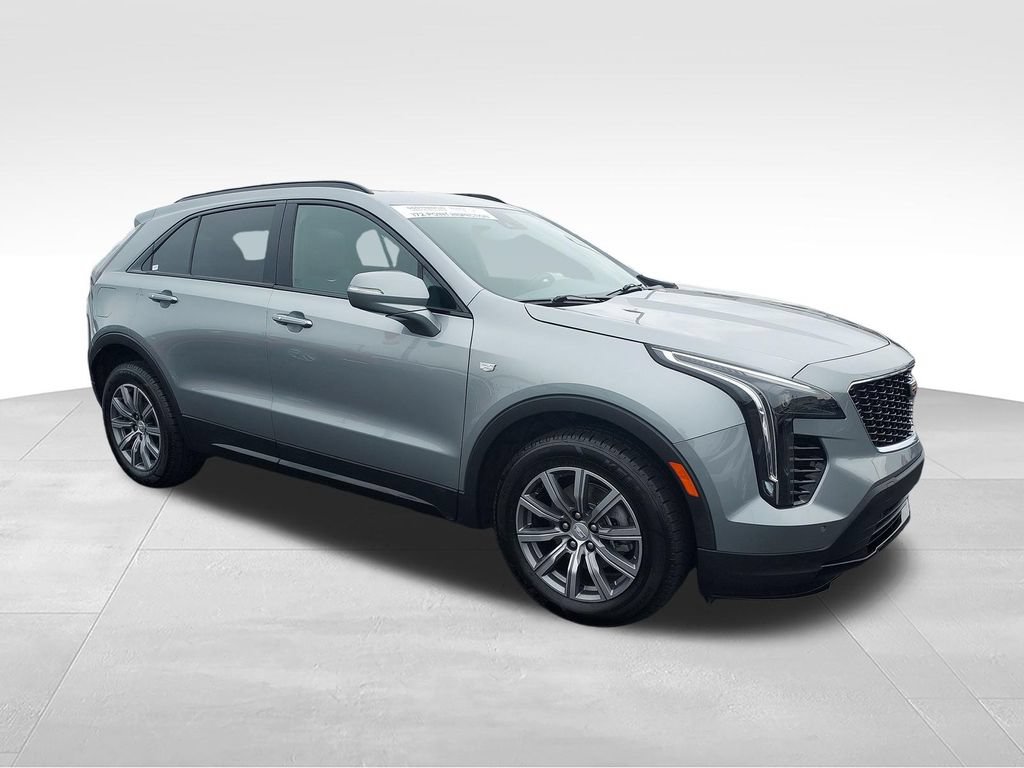 Used 2023 Cadillac XT4 Sport w/ Cold Weather Package AWD/4WD image 7