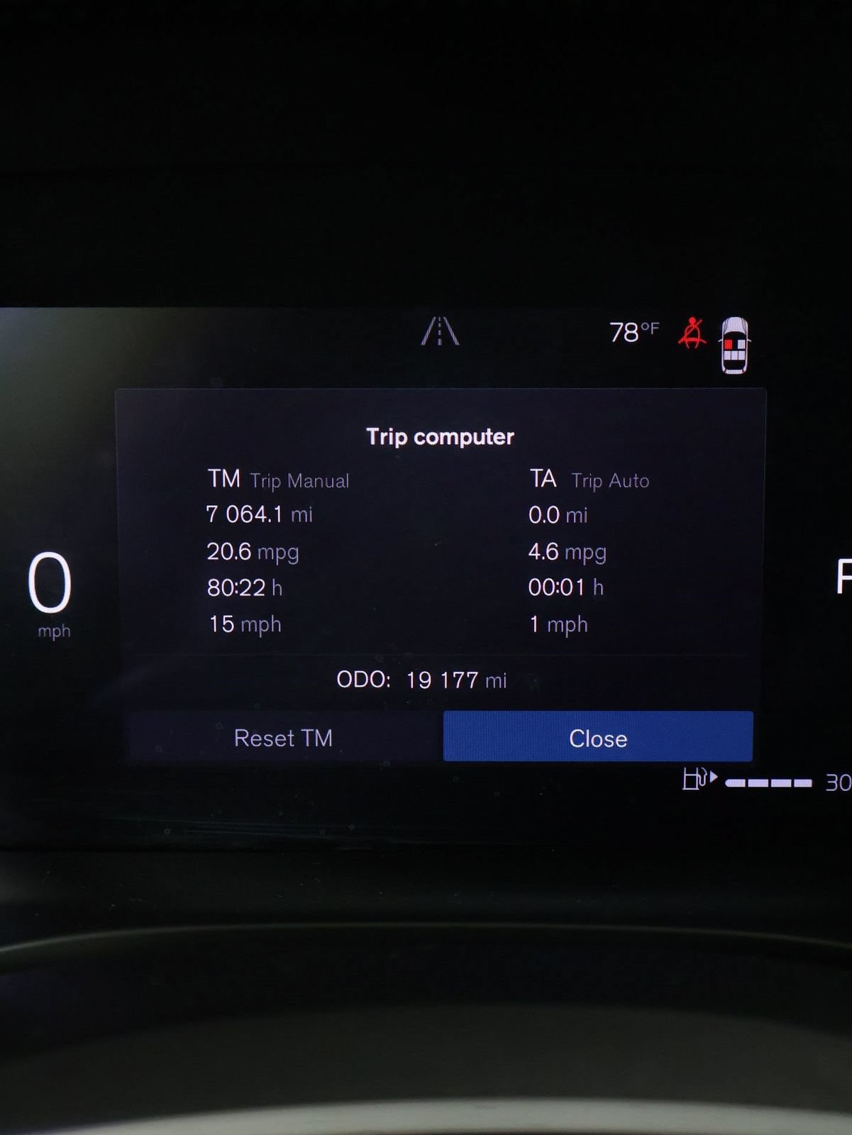 Certified 2024 Volvo XC60 B5 Core AWD/4WD image 12