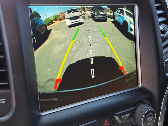 Used 2018 Jeep Grand Cherokee Overland AWD/4WD image 22