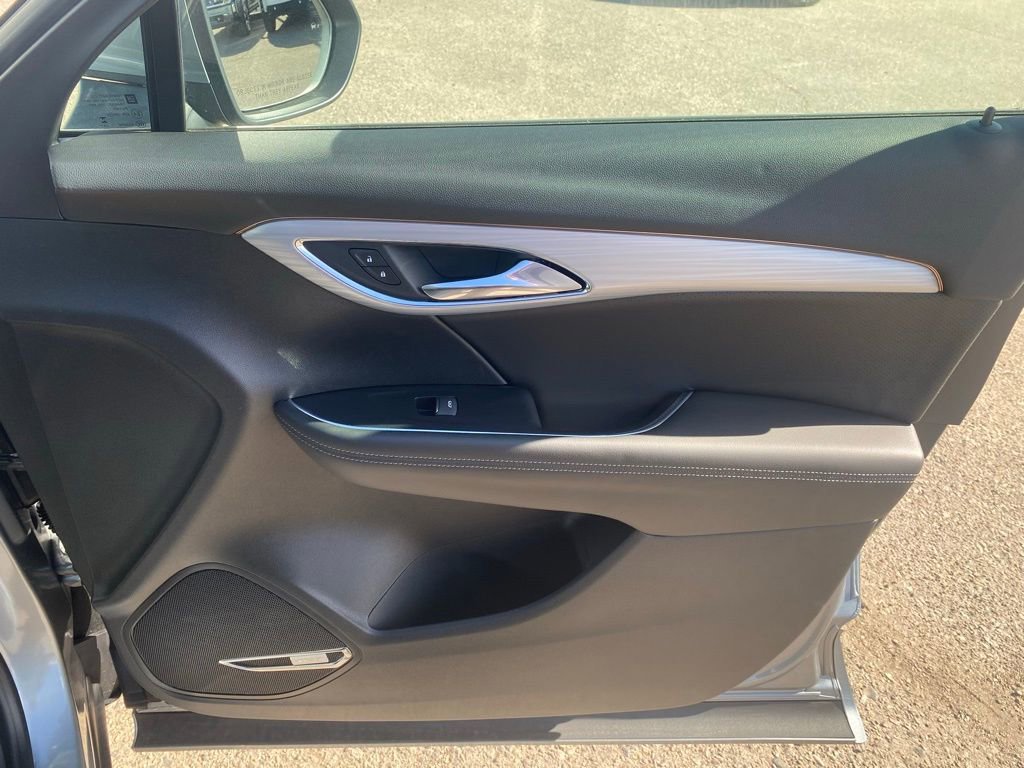 New 2025 Buick Envision Avenir image 29
