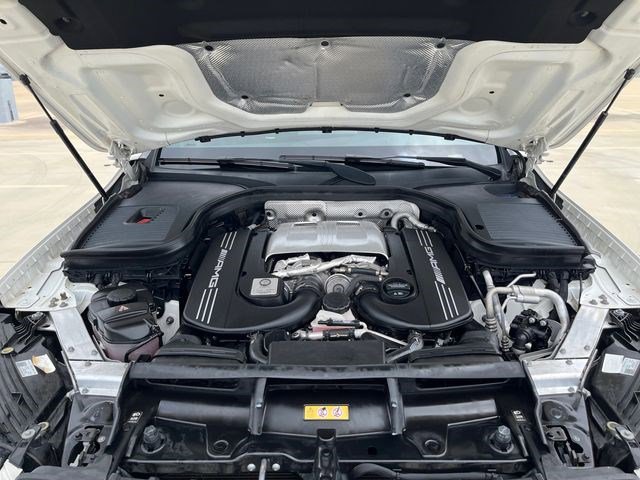 Used 2021 Mercedes-Benz GLC 63 AMG 4MATIC image 23