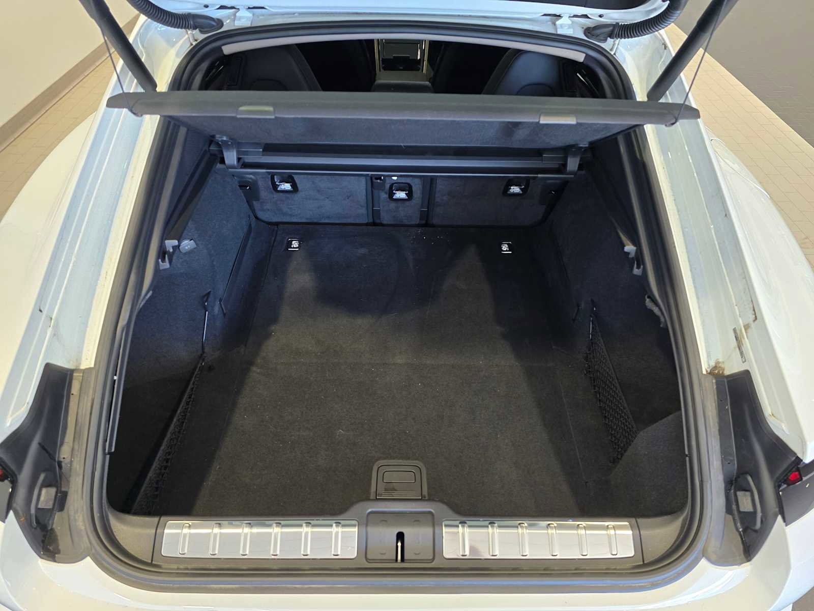 Used 2024 Porsche Panamera 4 image 17