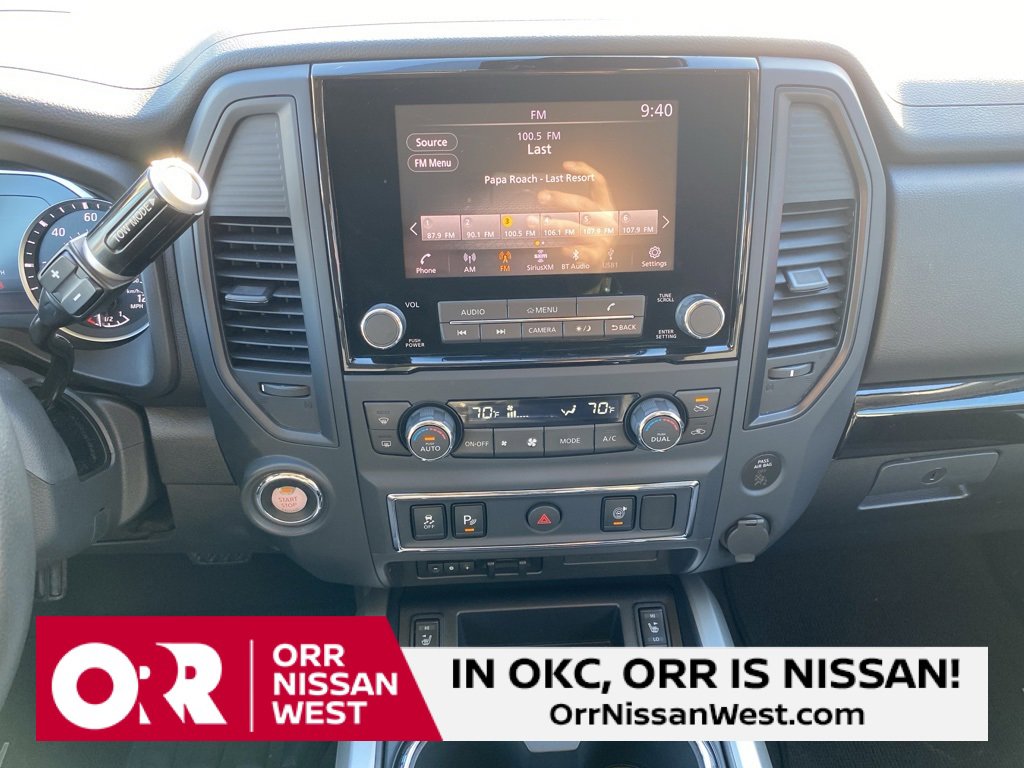 Used 2024 Nissan Titan SV w/ SV Convenience Package image 27