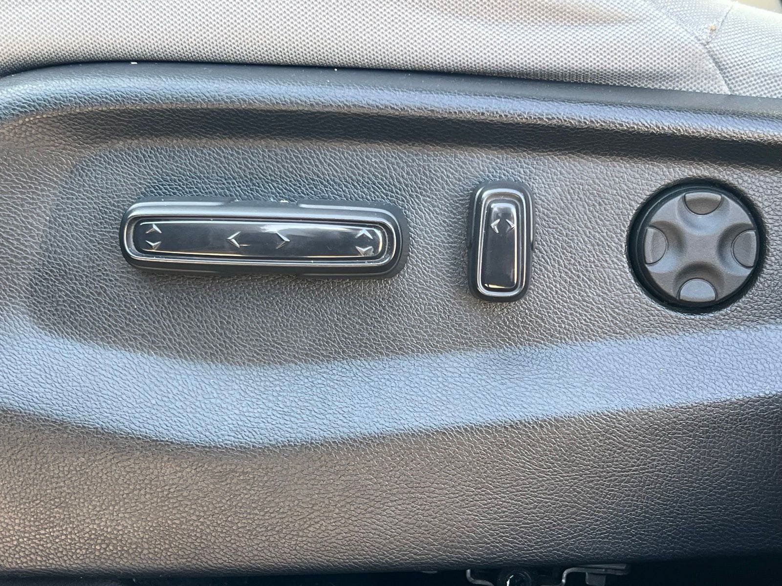 Used 2018 Honda CR-V EX image 25