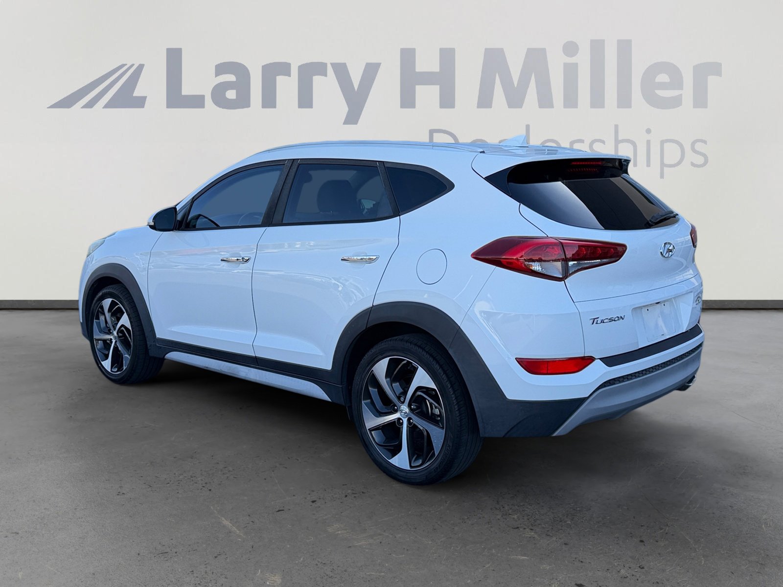 Used 2017 Hyundai Tucson Limited FWD image 3