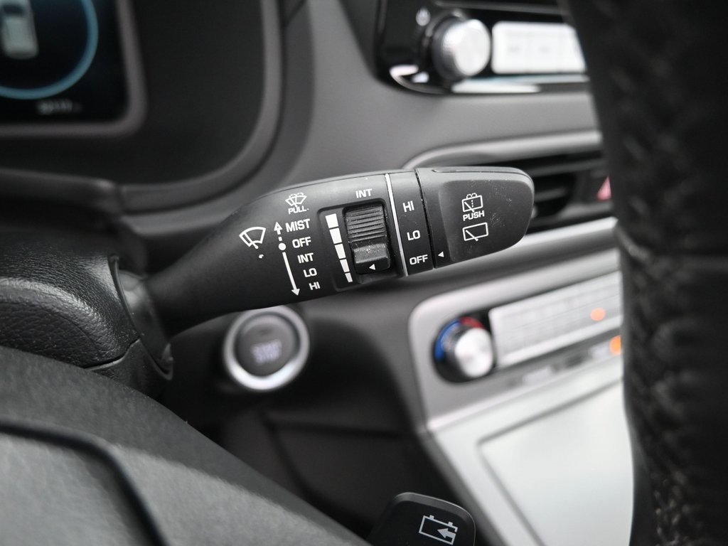 Used 2023 Hyundai Kona SEL image 22