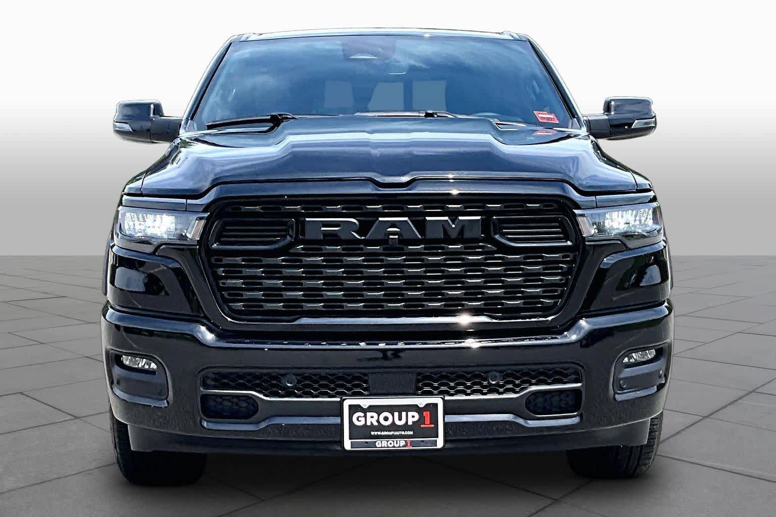 Used 2025 RAM 1500 Big Horn AWD/4WD image 4