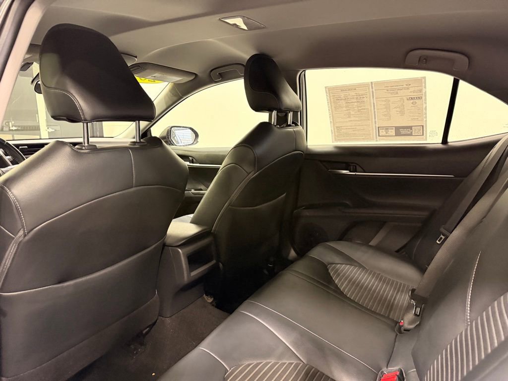 Used 2019 Toyota Camry SE image 17