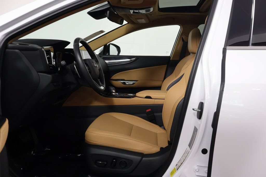 Certified 2026 Lexus NX 350 AWD w/ Accessory Package (2T) image 10