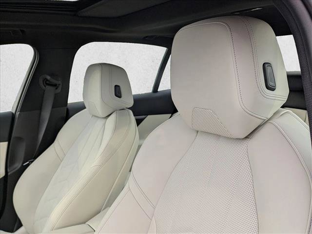 Used 2024 BMW 530i xDrive w/ Convenience Package image 14