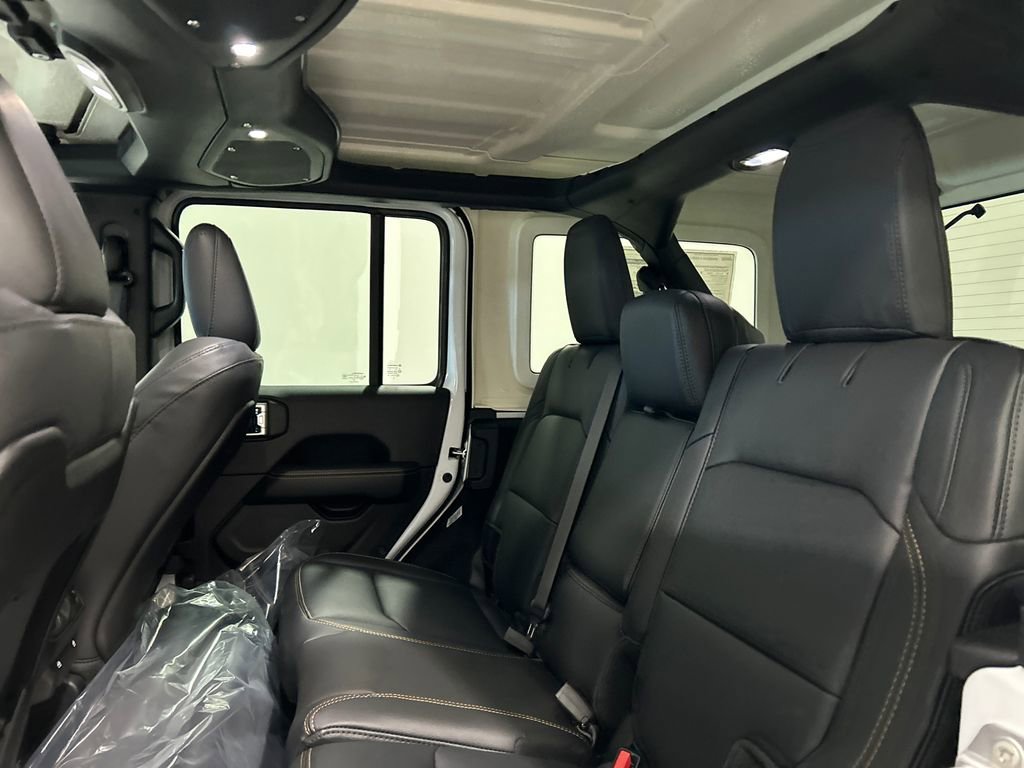 New 2026 Jeep Wrangler Sahara image 33