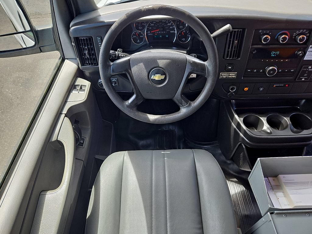 Used 2011 Chevrolet Express 1500 RWD image 16
