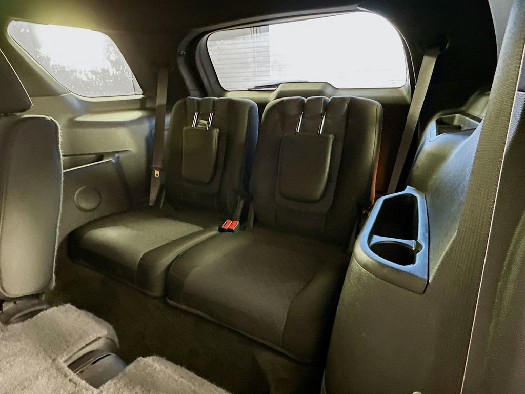 Used 2015 Ford Explorer XLT w/ Equipment Group 201B image 26