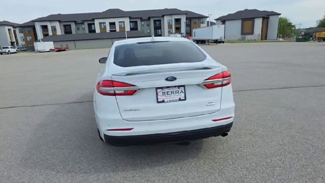 Used 2020 Ford Fusion SE FWD image 6