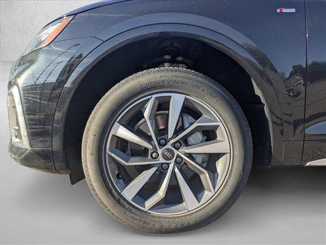 Used 2022 Audi Q5 2.0T Premium Plus w/ Premium Plus Package AWD/4WD image 18
