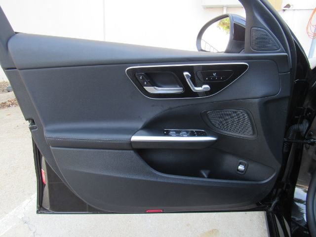 Used 2024 Mercedes-Benz C 300 Sedan image 11