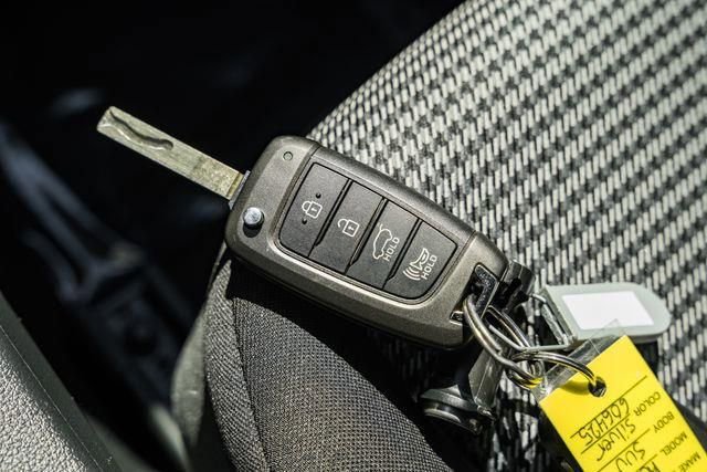 Used 2021 Hyundai Kona SE w/ Cargo Package image 34