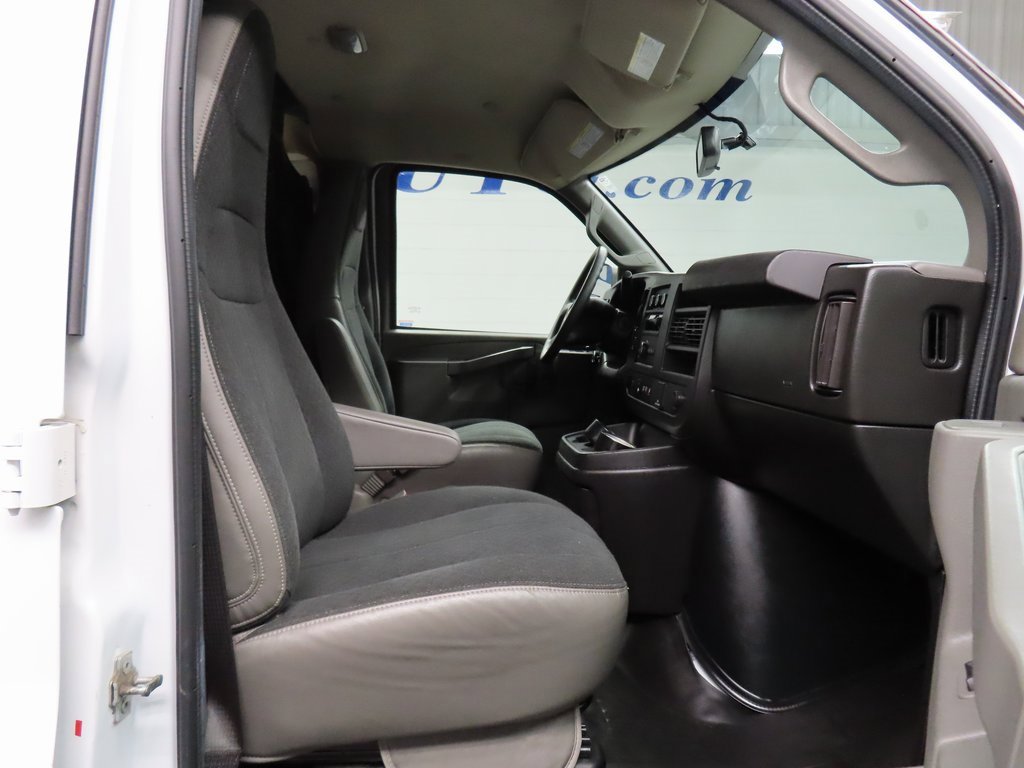 Used 2021 Chevrolet Express 2500 w/ Driver Convenience Package image 21