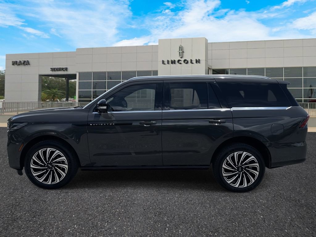 New 2025 Lincoln Navigator Black Label image 6