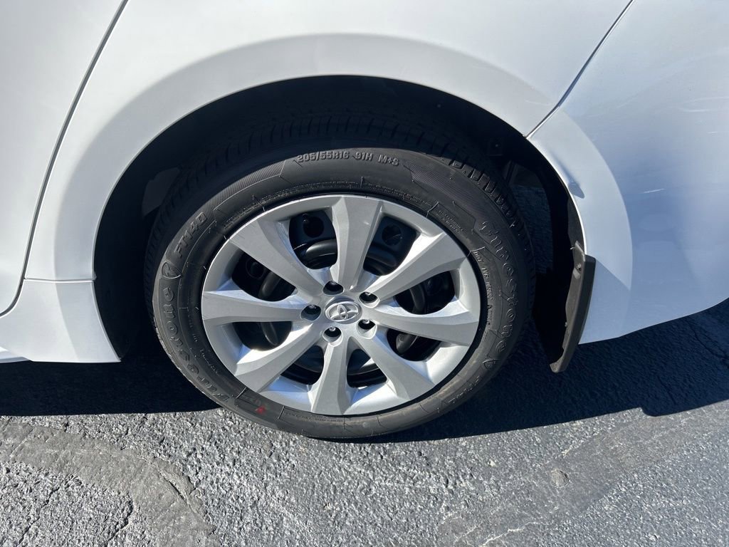 New 2026 Toyota Corolla LE image 13