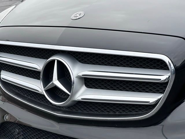 Certified 2018 Mercedes-Benz E 300 4MATIC image 6