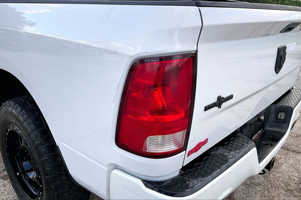 Used 2014 RAM 1500 Express RWD image 20
