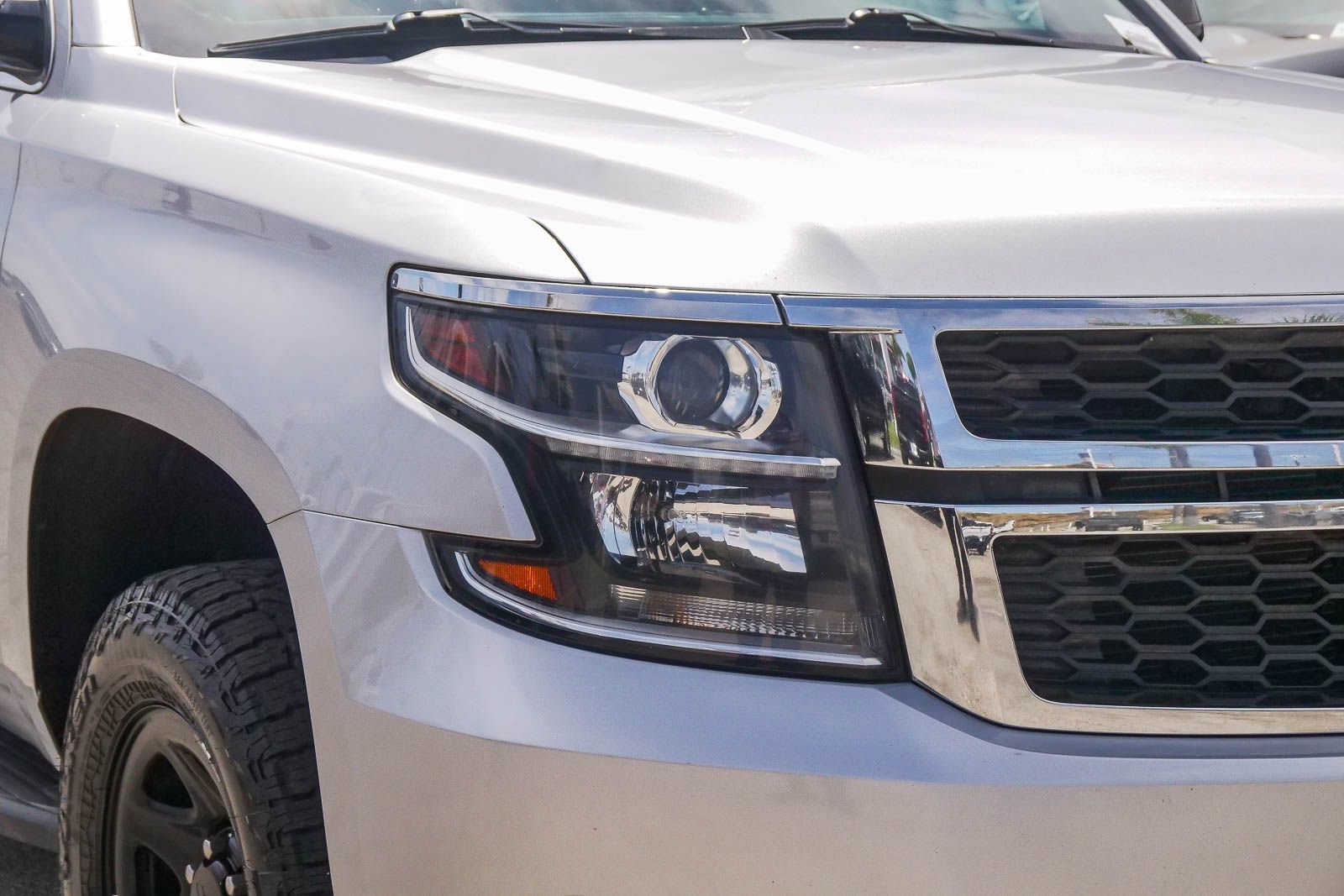 Used 2019 Chevrolet Tahoe 4WD w/ Enhanced Driver Alert Package image 4