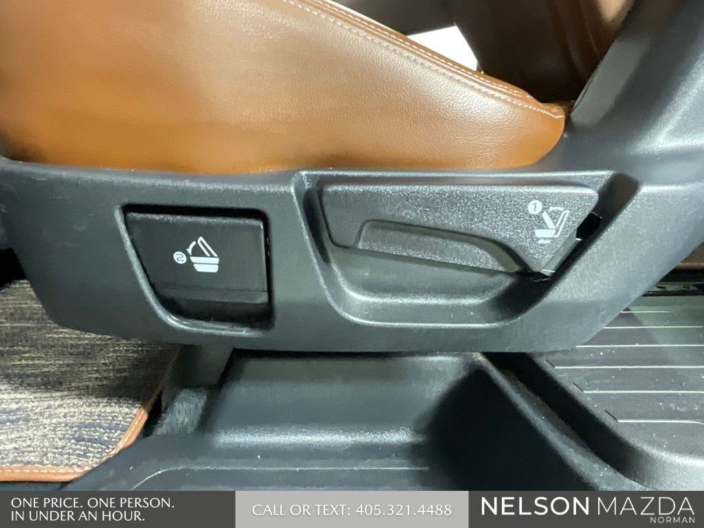 Used 2019 Subaru Ascent Touring w/ Popular Package #3 AWD/4WD image 27