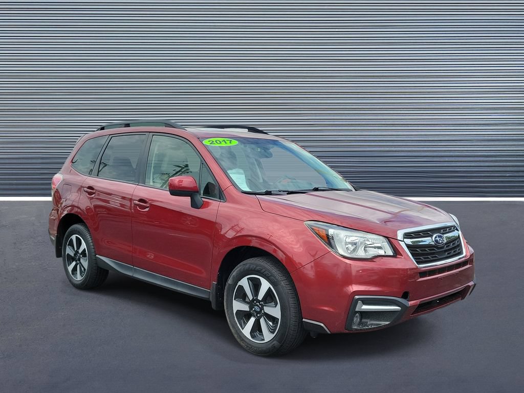 Used 2017 Subaru Forester 2.5i Premium AWD/4WD image 2