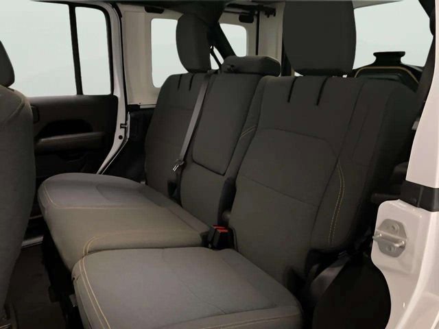 Used 2025 Jeep Wrangler Unlimited Sahara w/ Safety Group image 66