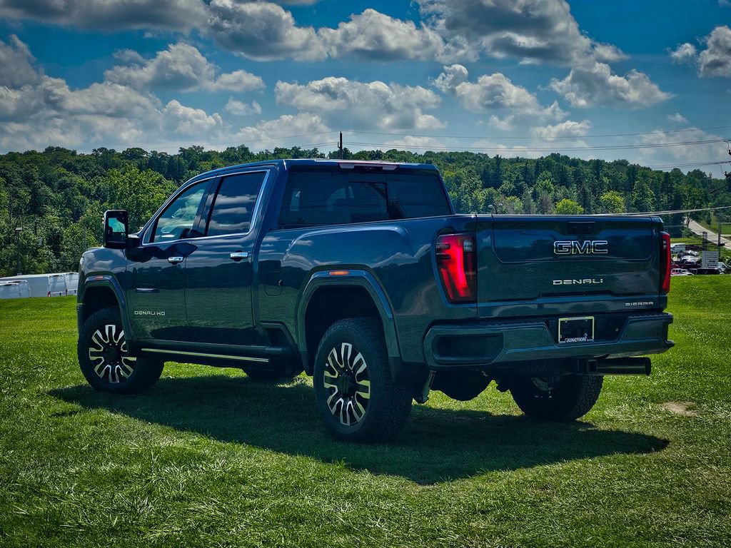 New 2026 GMC Sierra 2500 Denali Ultimate AWD/4WD image 9