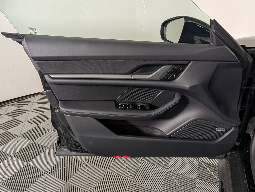 New 2026 Porsche Taycan RWD image 26